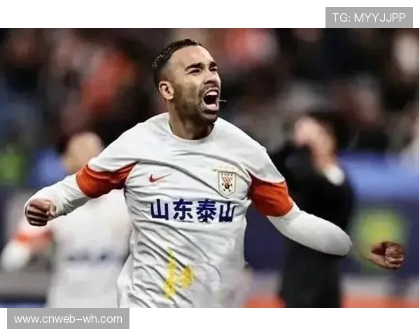 贝利运球能力受质疑，北京外援迷失高强度防守