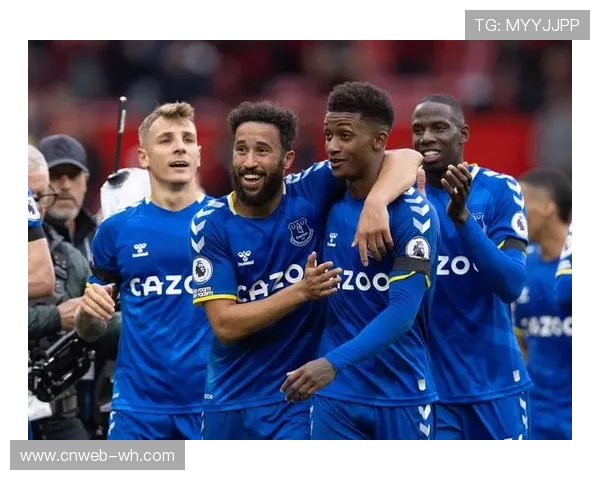 英超：西汉姆联主场迎战桑德兰，主队凭借主场强势寻求轻松取胜